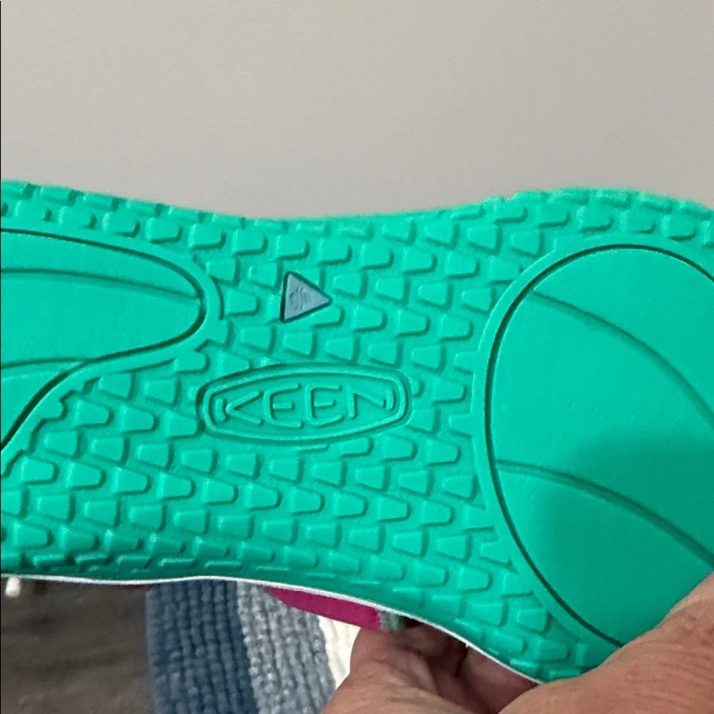Keen Kids Magenta and Turquoise Water Shoes